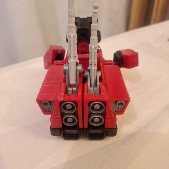 Power Rangers Turbo Deluxe Rescue Megazord Fire Truck Red 1997 - Picture 3 of 8
